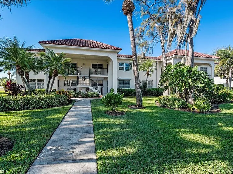 1055 Forest Lakes Dr #E209 — Photo 1