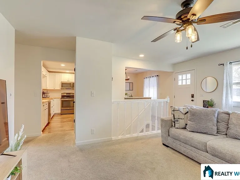 5206 Melrose Ave — Photo 4