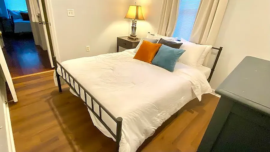 2 bed, $1,700 — Photo 4