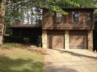 5409 Biffle Downs Rd, Stone Mountain, GA 30088