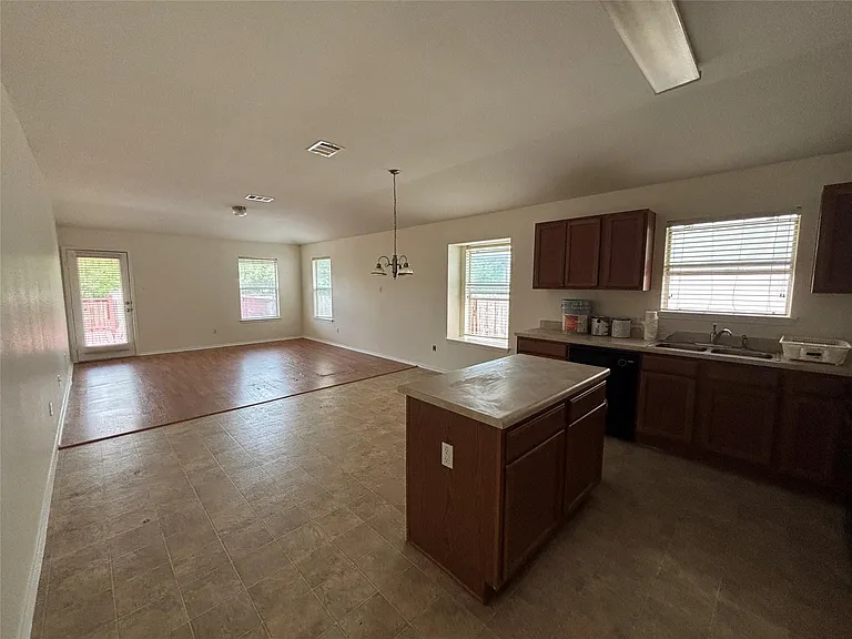2617 Summerwalk Pl — Photo 7