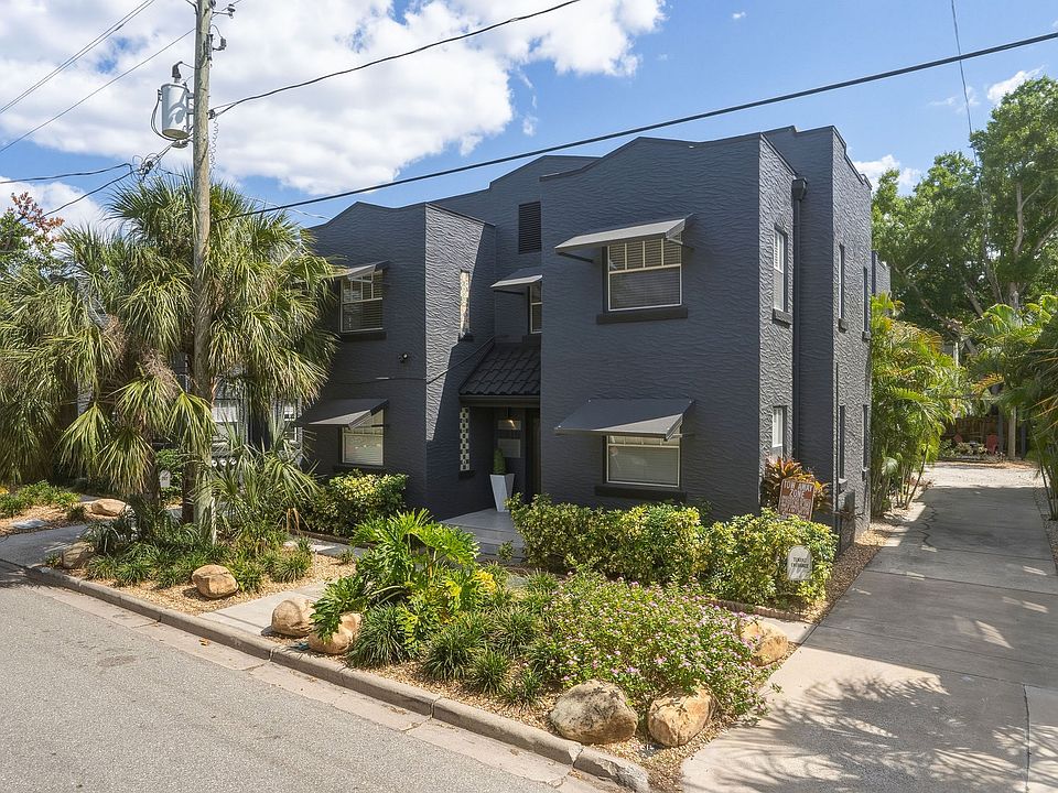 1st image of 3218 W Santiago St APT 4