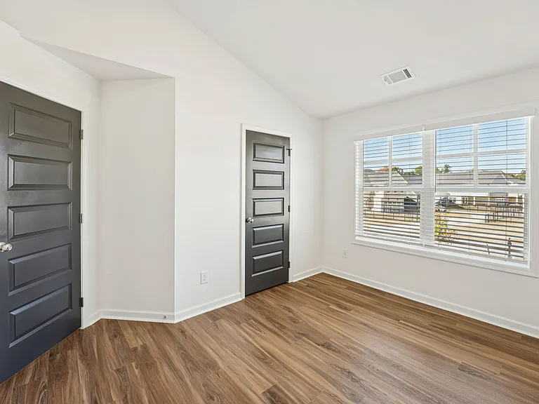 Quinn Residences at Dorchester Place — Photo 123
