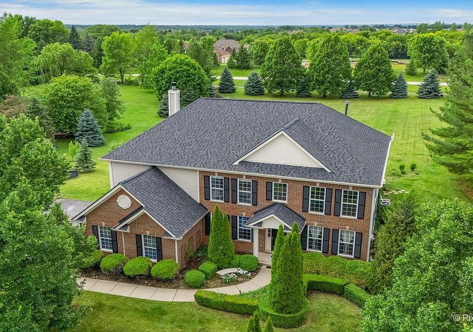 1st image of 37W226 Baker Hill Ct
