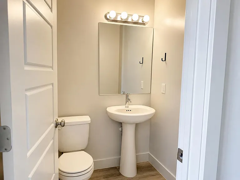 4107 E Phobos Ln — Photo 8