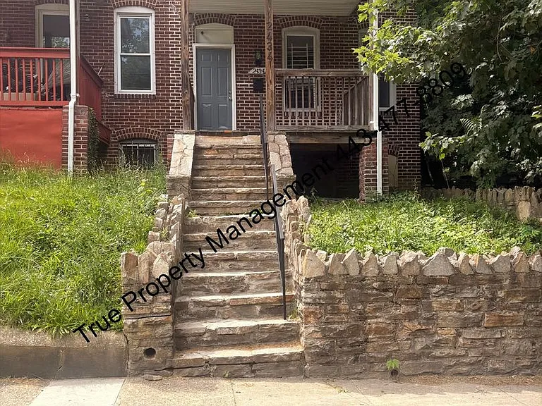 2434 Druid Park Dr — Photo 1