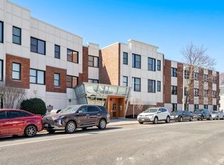 99 Chestnut Hill Ave APT 321, Brighton, MA 02135