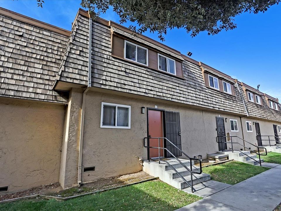 1st image of 2925 Florence Ave APT 24