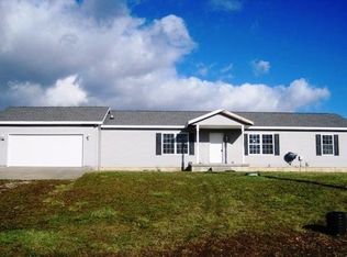 11 Crestview Ln, Fair Grove, MO 65648
