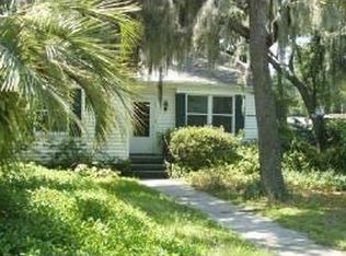 125 S 17th St, Fernandina Beach, FL 32034