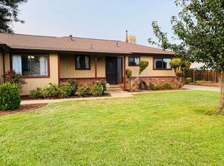 19550 Medo Vale Ln, Redding, CA 96002