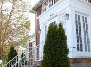 108 Governors Ave, Medford, MA 02155