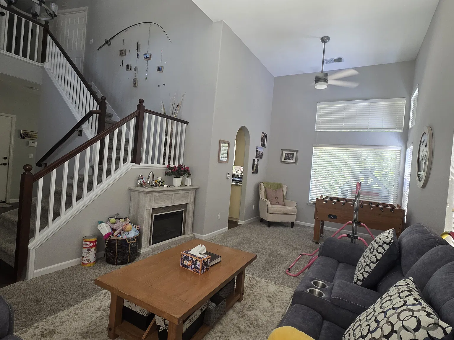 4 bed, 2.5 bath, 1938 sqft, $3,500 — Photo 3