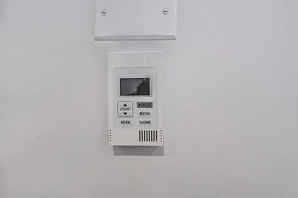 Rented by Nooklyn NYC LLC | media 7