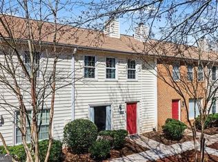 161 Holcomb Ferry Rd, Roswell, GA