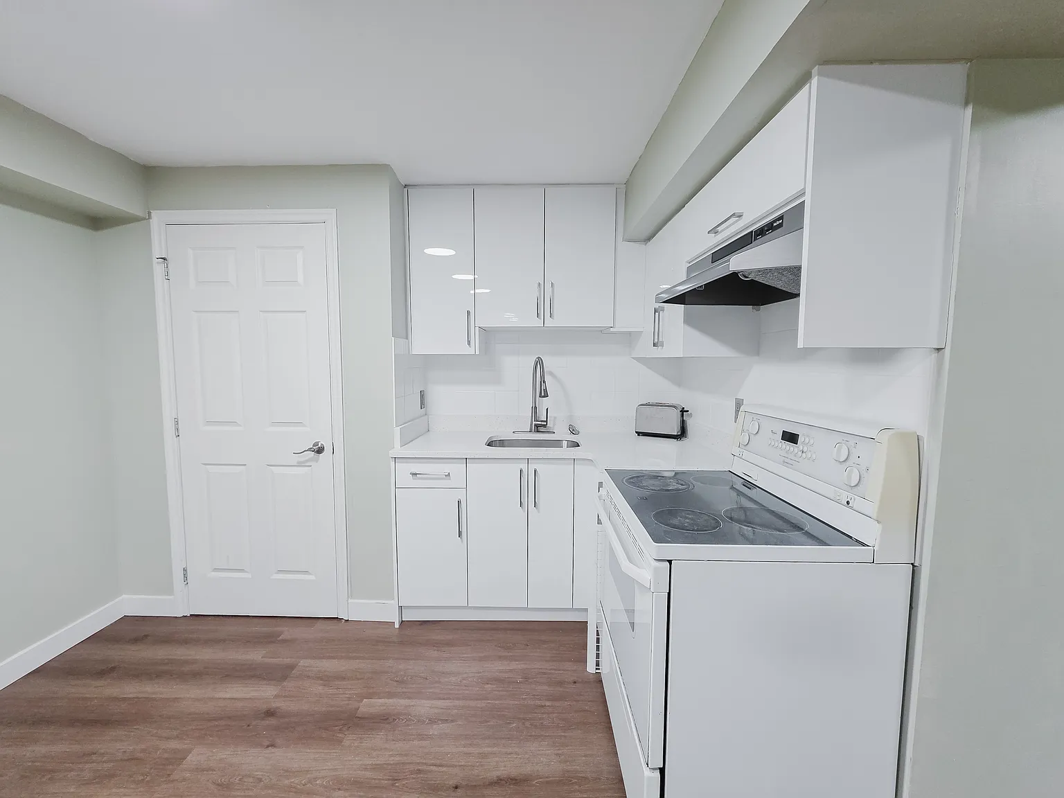 346 Saddlebrook Way NE, Calgary, AB - Lower — Photo 2
