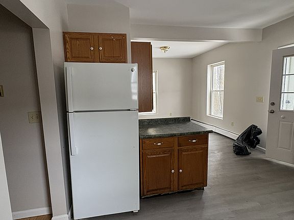 4th image of 56 Wisner Ave