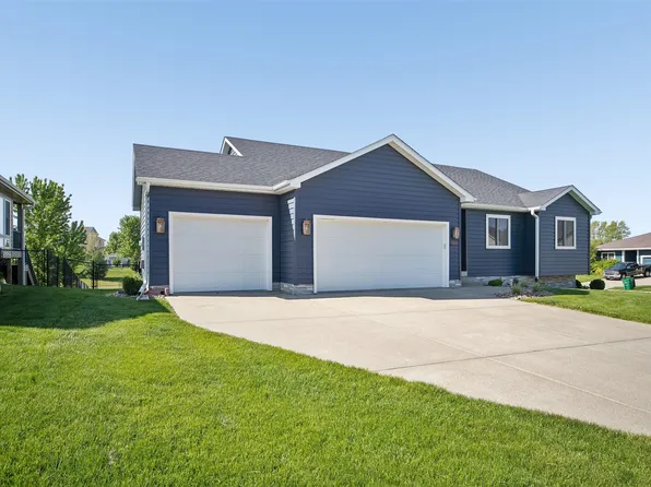 14624 Westbrook Dr, Urbandale, IA 50323