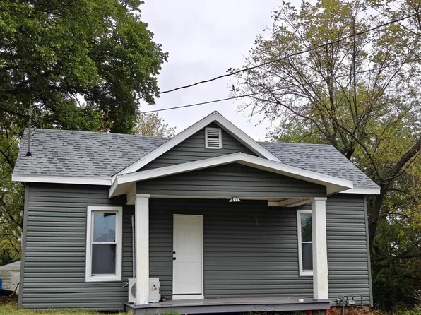 411 E Walnut Street, El Dorado Springs, MO 64744