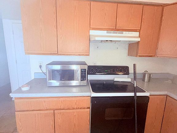 3rd image of 3645 S Yukon Pl