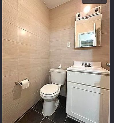 4th image of 14329 Barclay Ave APT 6D