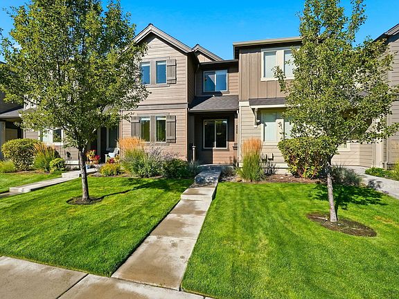3rd image of 3433 SW 28th St