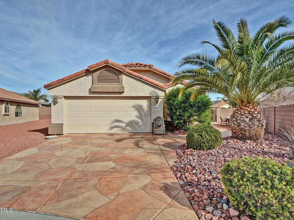 1st image of 18457 N Carefree Cir