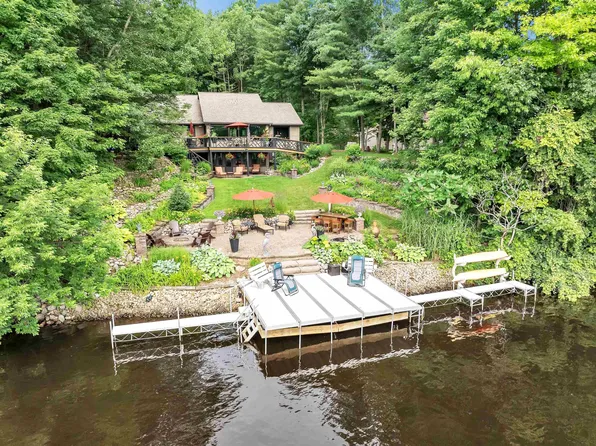 N6102 Wolf River Rd, Shawano, WI 54166