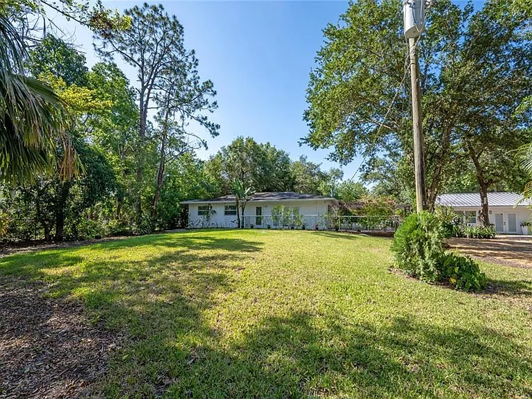 5940 English Oaks Ln — Photo 13