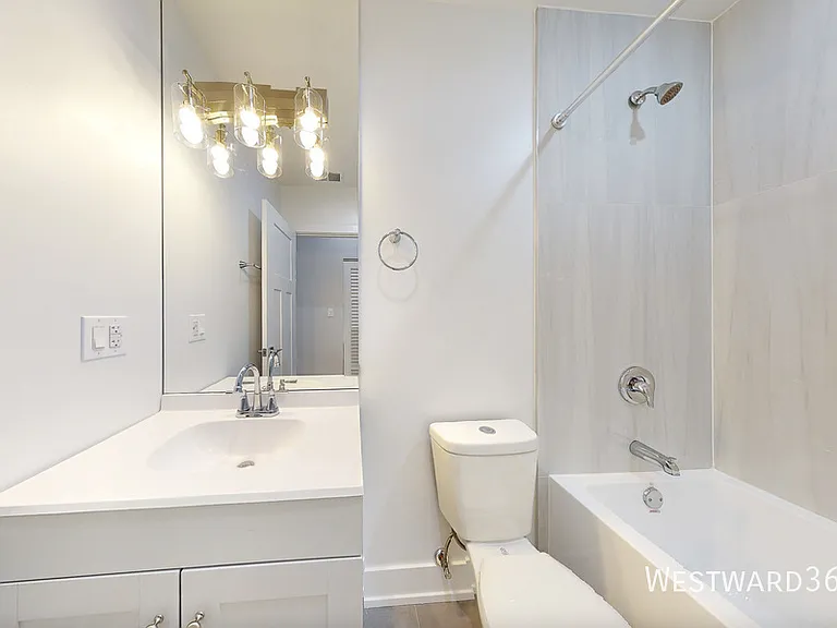 1546 N Homan Ave #3 — Photo 8