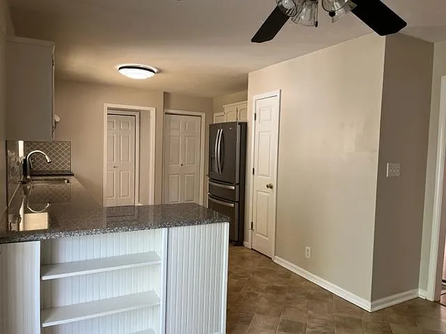 1161 Connemara Way — Photo 17