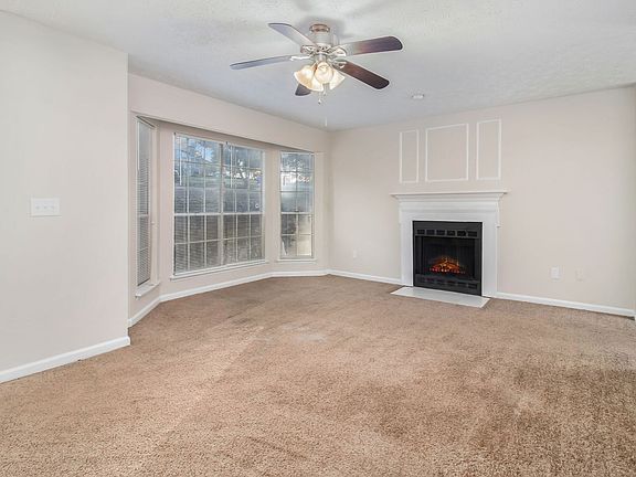 3rd image of 3470 Framingham Dr