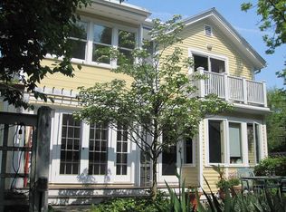 8 Donnell St, Cambridge, MA 02138