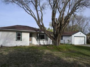 2235 S Crest St, Wichita, KS 67207