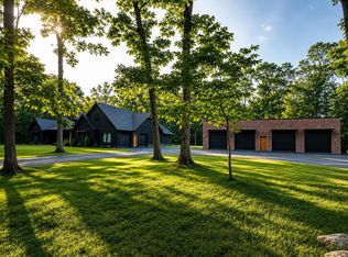 9121 Dow Lane, Mountain Grove, MO 65711