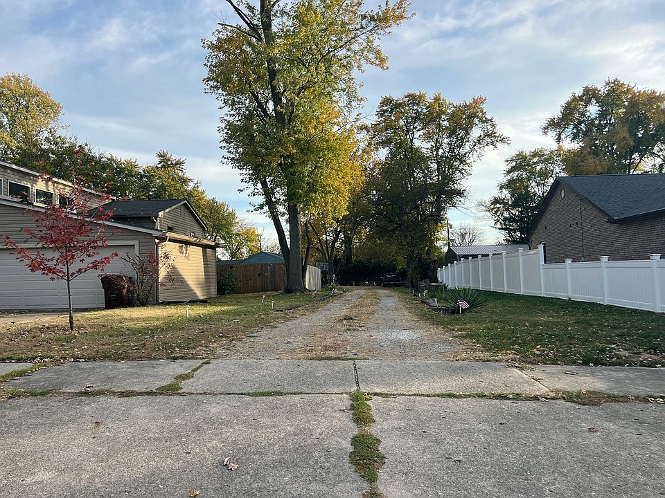 1st image of 4920 Ronald Dr