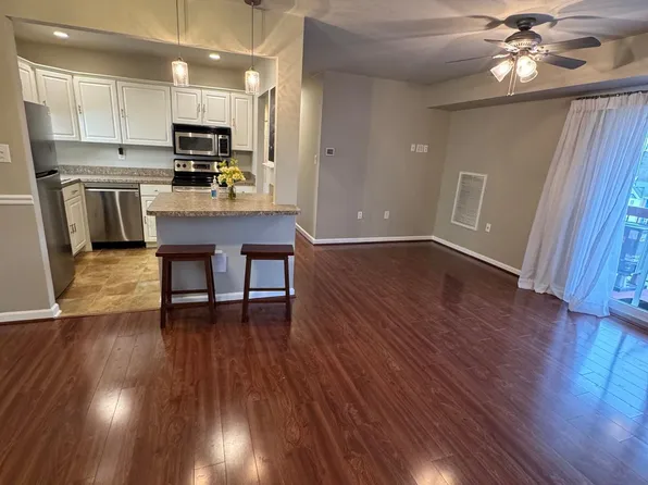 327 Saint Marys Ave #7-K, La Plata, MD 20646