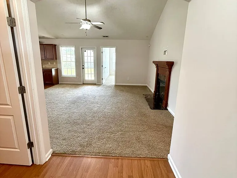 2513 Hunting Bow Dr — Photo 5
