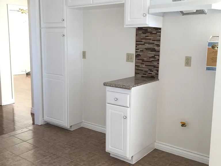 8535 Stewart And Gray Rd — Photo 6