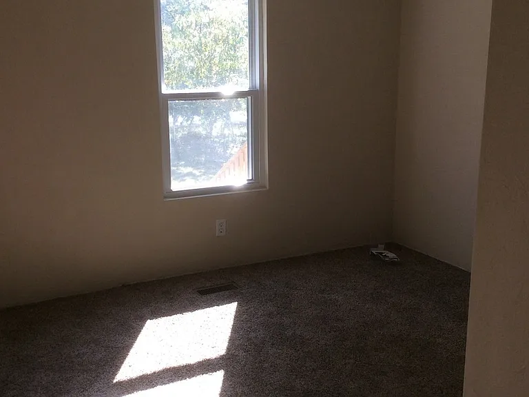 1894 Wild Cherry Dr — Photo 9