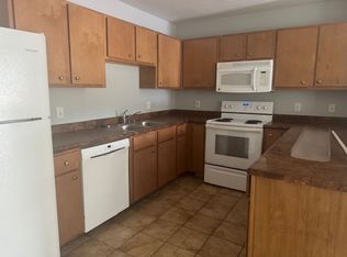 570 W Sterling Price, Tatum, TX 75691