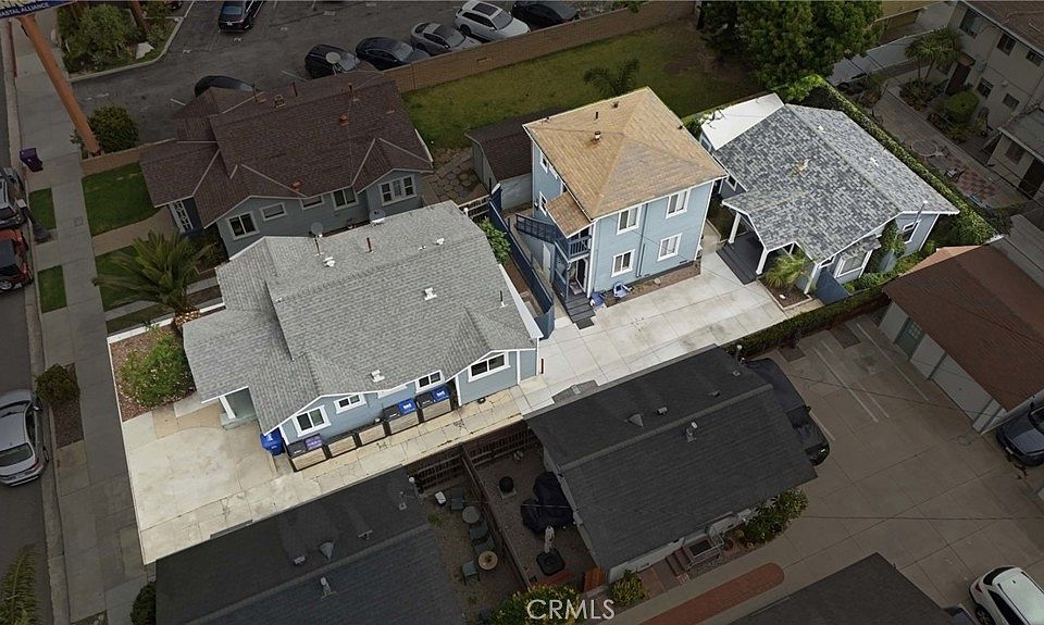 1st image of 236 Redondo Ave