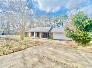 21 Fox Glen Cir, Brandon, MS 39042
