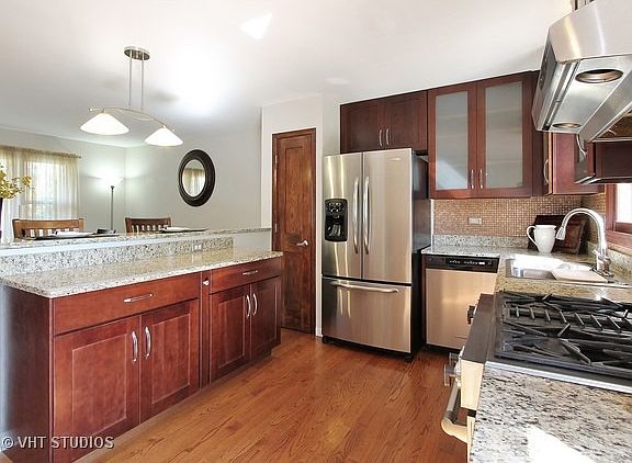 4th image of 3847 N Galesburg Ct