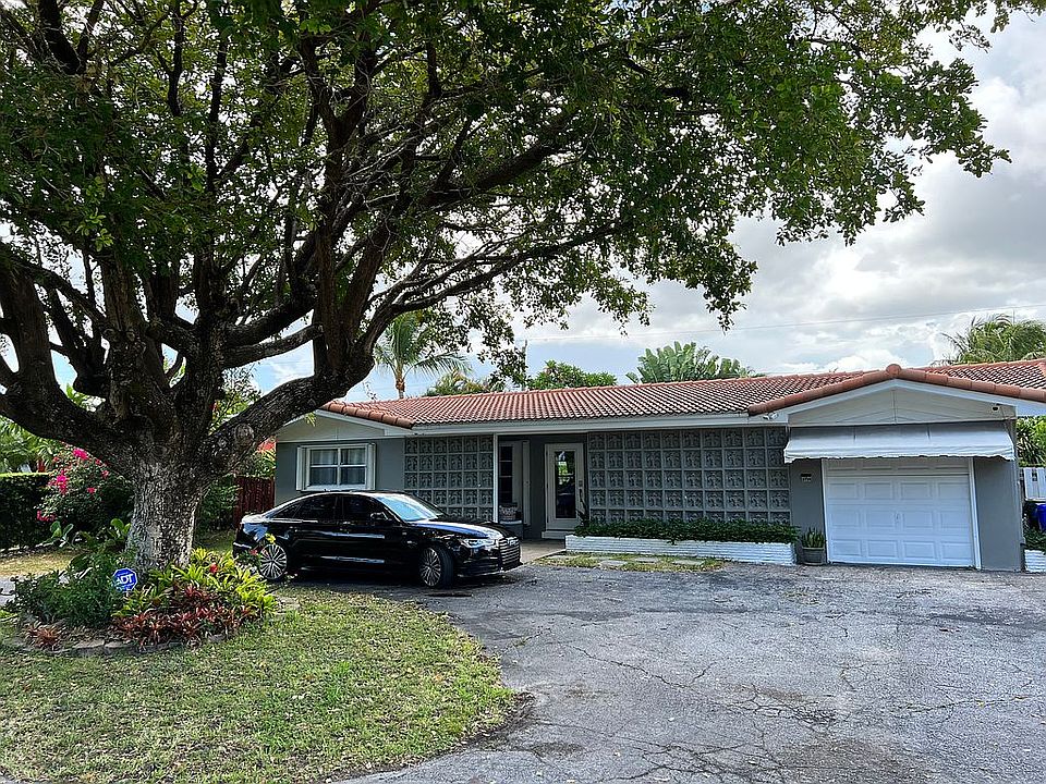 1st image of 4731 NE 19th Ave