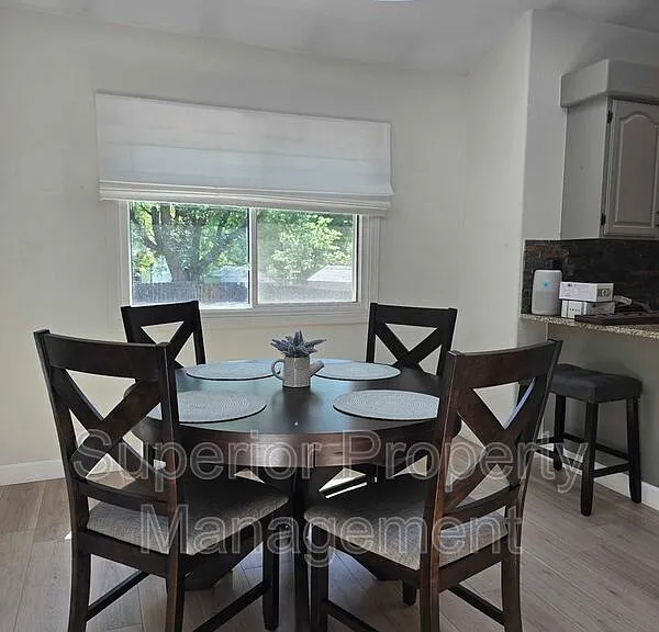 4126 Stoneridge Ct #2 — Photo 4