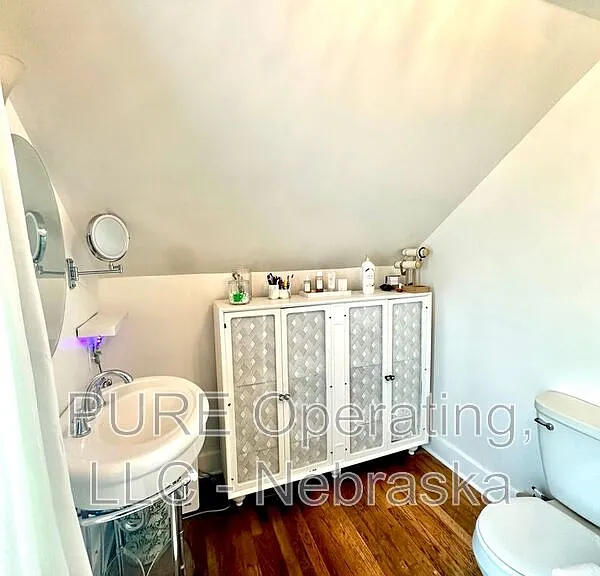 5724 Rees St — Photo 42