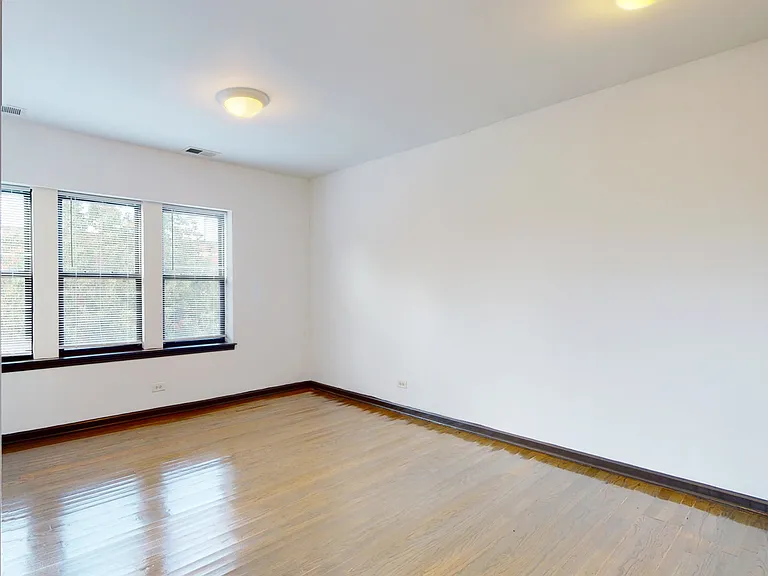 Dining/Living room
