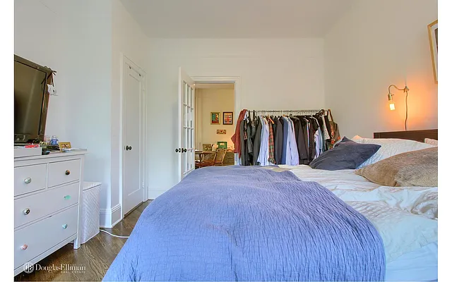 Rented by Douglas Elliman | media 34