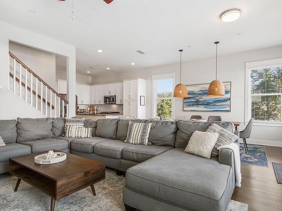 1st image of 61 Charming Way